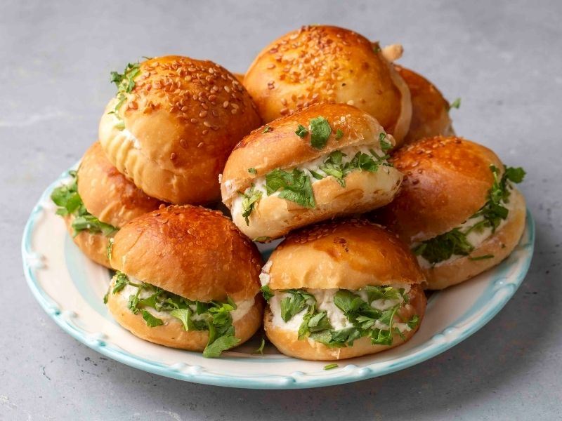 Labneli Kaşarlı Mini Sakallı Poğaça